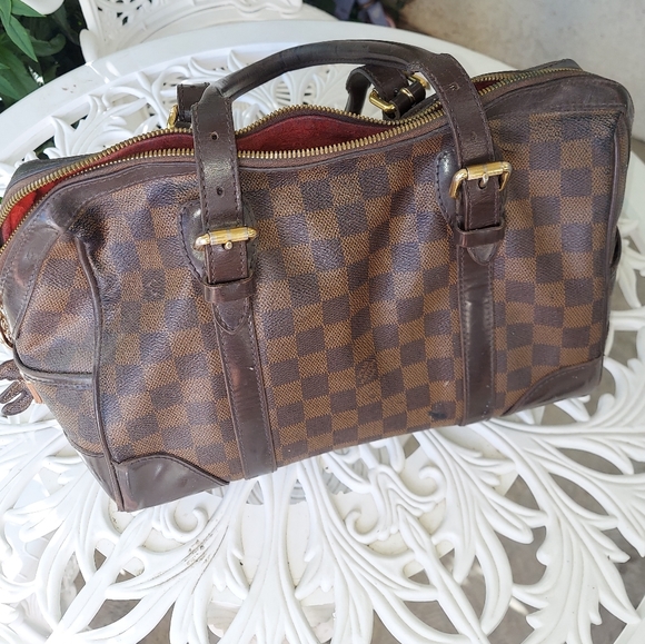 Authentic Louis Vuitton Berkeley Re-Poshing - Picture 6 of 7